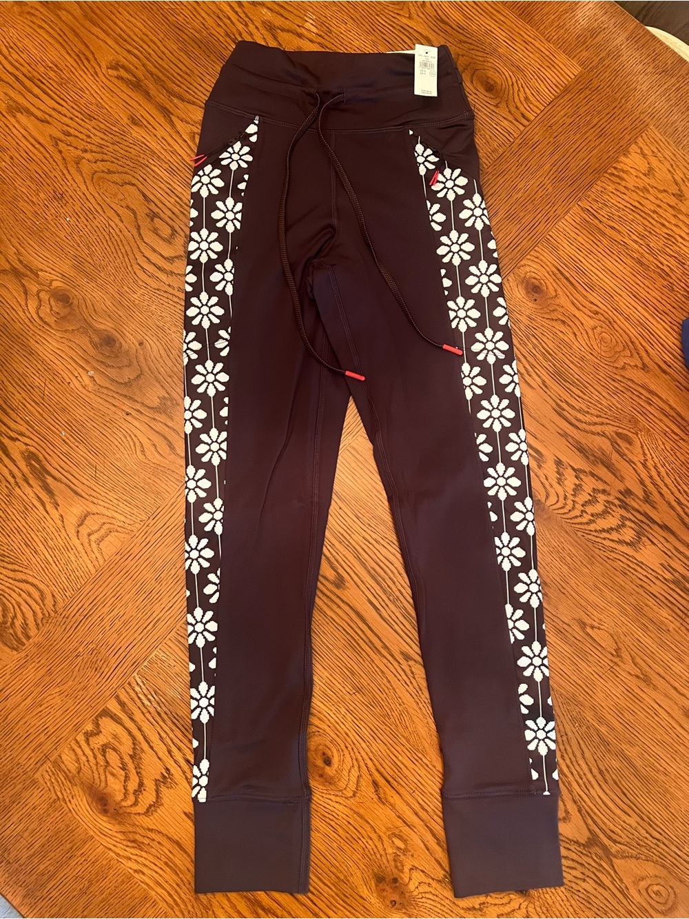 Aerie American Eagle Outfitters Brown Leggings with White Floral Side Stripes